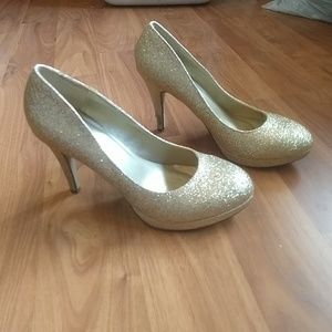 Modcloth gold sparkle diva platform heels